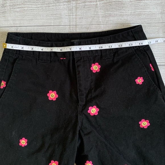 Forever 21 Black and Pink Embroidered Flower Pants - Picture 3 of 5